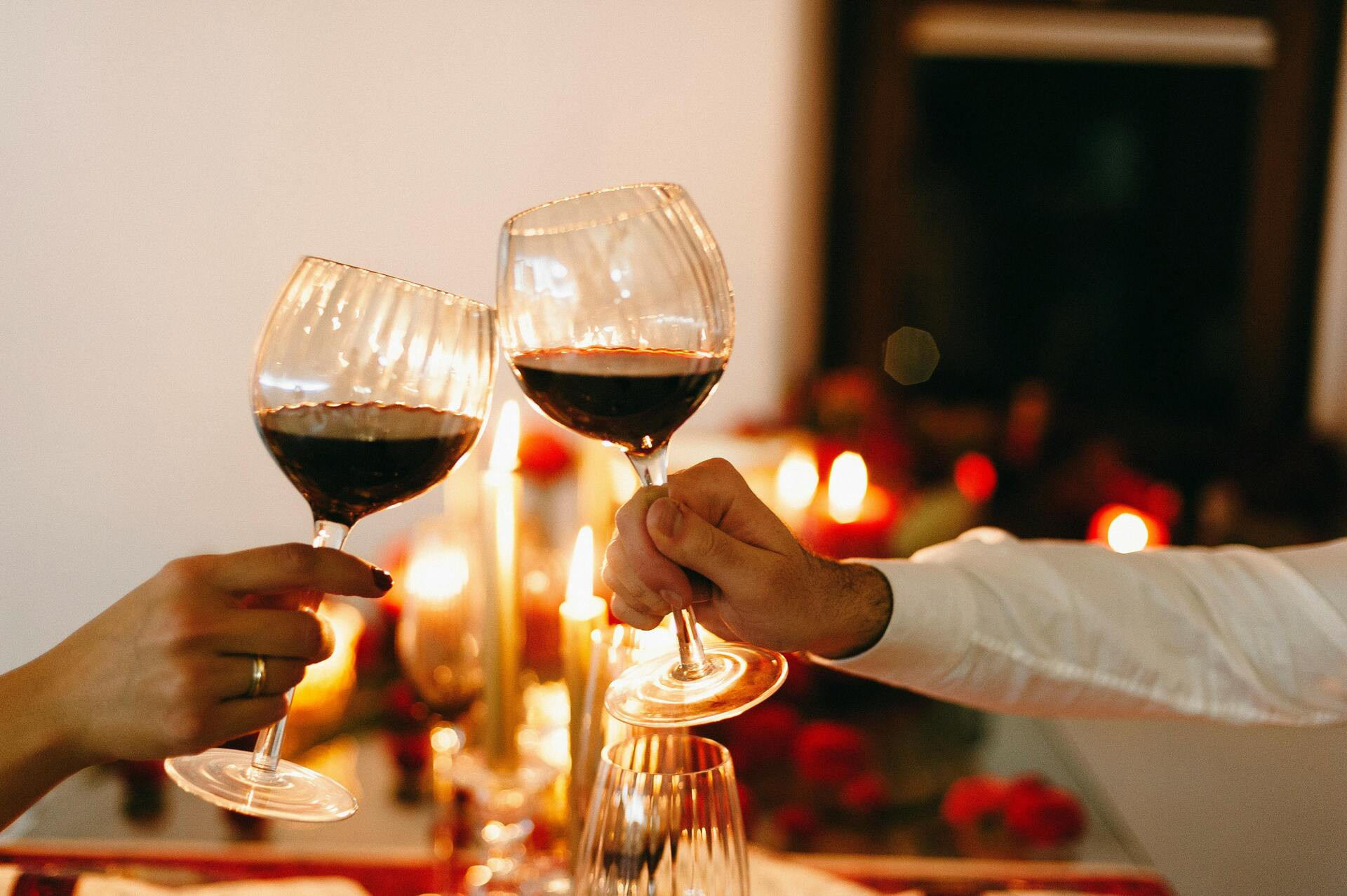 Alkohole domowe pod kontrolą – jak zarządzać profilem aromatycznym na każdym etapie produkcji?